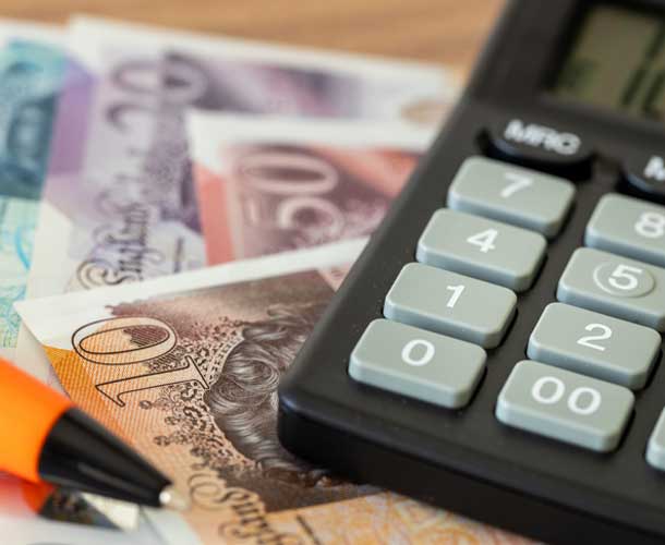 Showing calculator and UK pounds